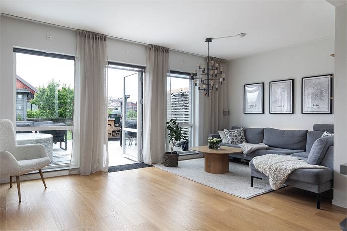 5 rum radhus på Kung Hans väg 12D Norra Borstahusen, Landskrona kommun - bild 1