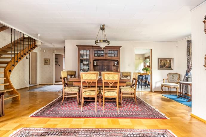 6 rum Villa på Källbogatan 26 Stenkällan - Husie Malmö kommun - bild 8
