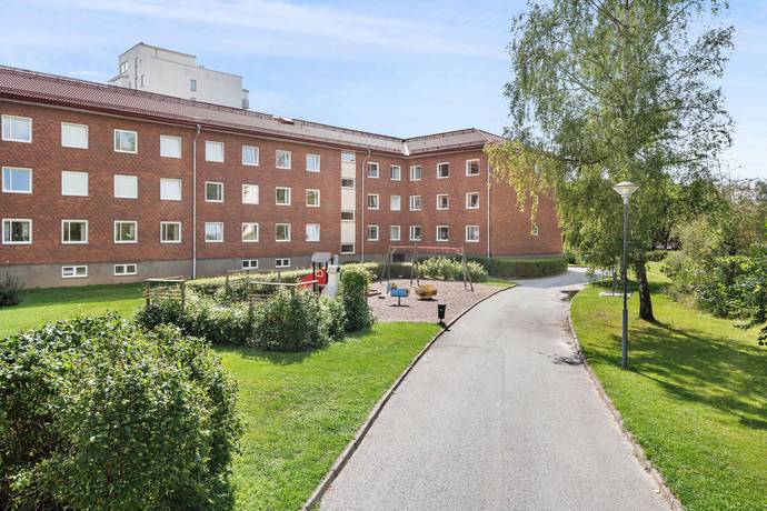 4 rum lägenhet på Källparksgatan 14 Sala backe, Uppsala kommun - bild 4