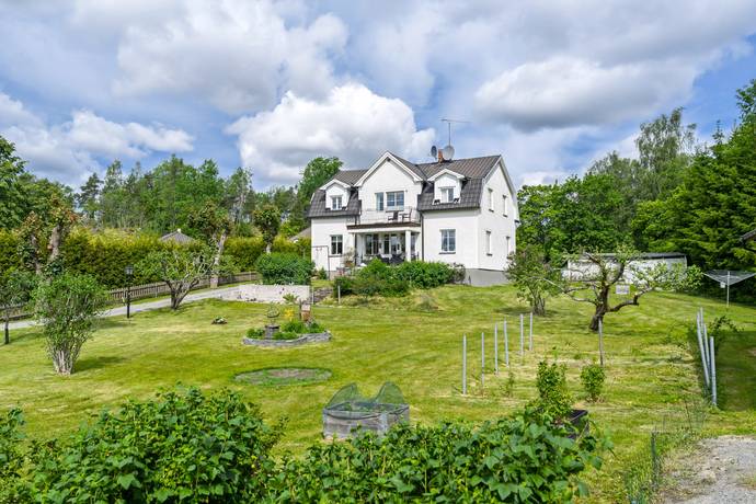8 rum Villa på Tungelstavägen 106 Västerhaninge Haninge kommun - bild 43