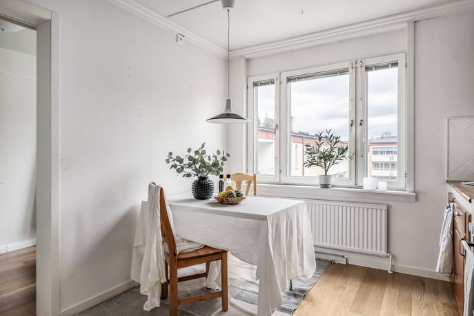 3 rum Lägenhet på Vendelsömalmsvägen 227, 3 tr Vendelsömalm Haninge kommun - bild 9