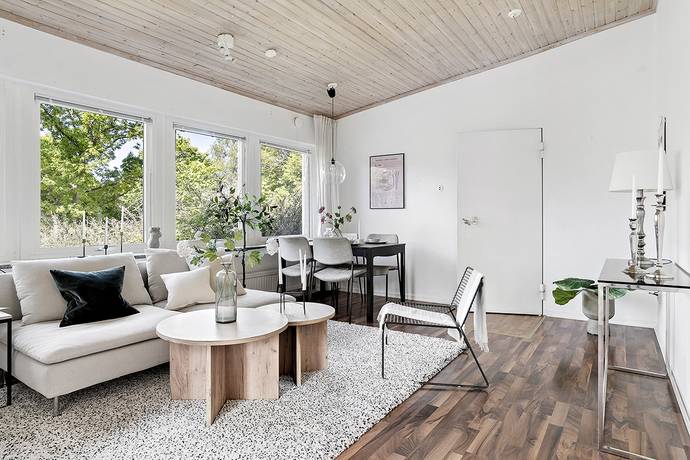 12 rum Villa på Stommavägen 5 Gunnilse Göteborgs kommun - bild 7