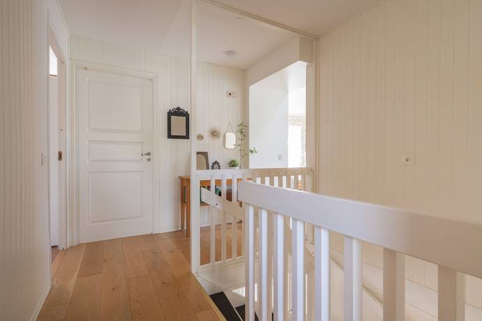 8 rum Parhus på Tegvägen 13 Solgårdsgärde Vallentuna kommun - bild 19