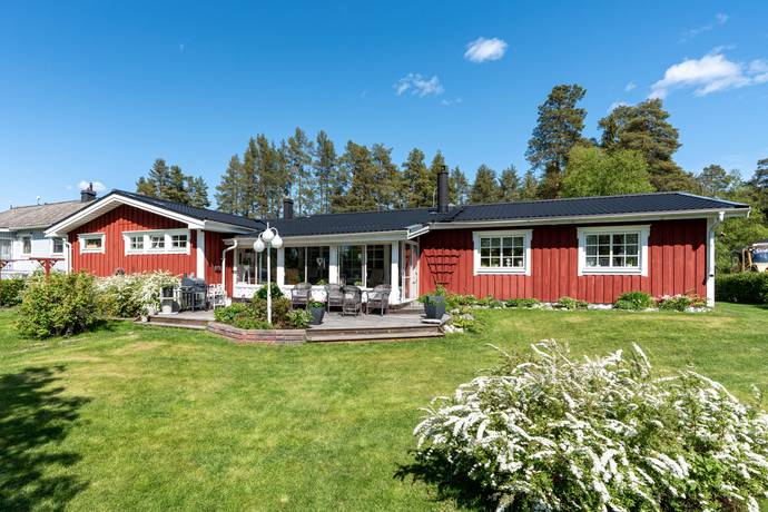 4 rum villa på Murkelvägen 17 Moliden, Örnsköldsviks kommun - bild 1