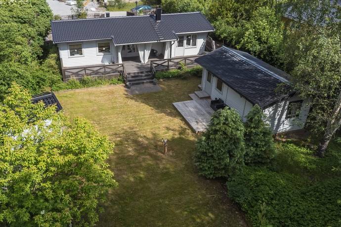 4 rum villa på Kärrsångarvägen 8 Skokloster - Söderskogen, Håbo kommun - bild 1