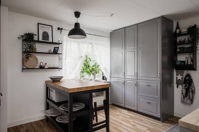 4 rum Villa på Nyholmsgatan 5 Katrineberg Tibro kommun - bild 9