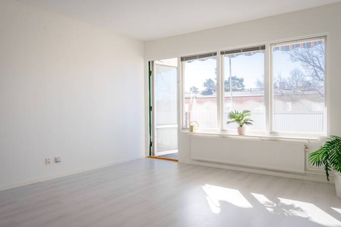 2 rum lägenhet på Kruthornsvägen 60A Edsberg, Sollentuna kommun - bild 4