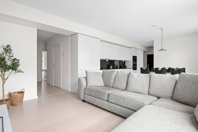 4 rum Lägenhet på Karlslundsvägen 12, 3tr Barkarbystaden Järfälla kommun - bild 10