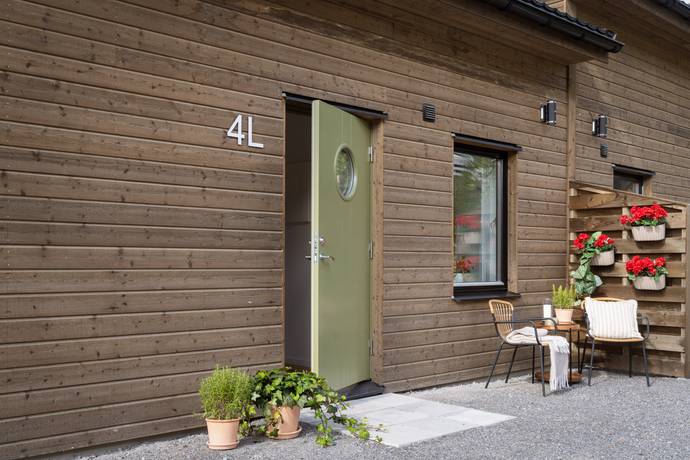 7 rum parhus på Smedjevägen 4L Länna, Huddinge kommun - bild 1