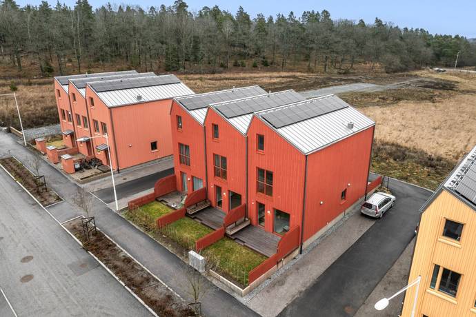 6 rum Radhus på Idunslingan 12 Skälby Järfälla kommun - bild 20