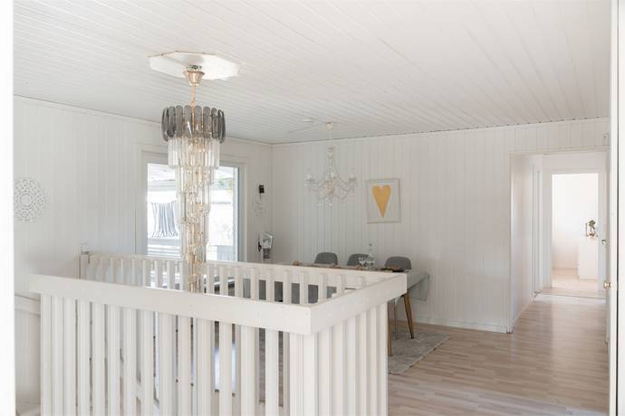 5 rum Villa på BILLSBOVÄGEN 33 Surahammar Surahammars kommun - bild 7