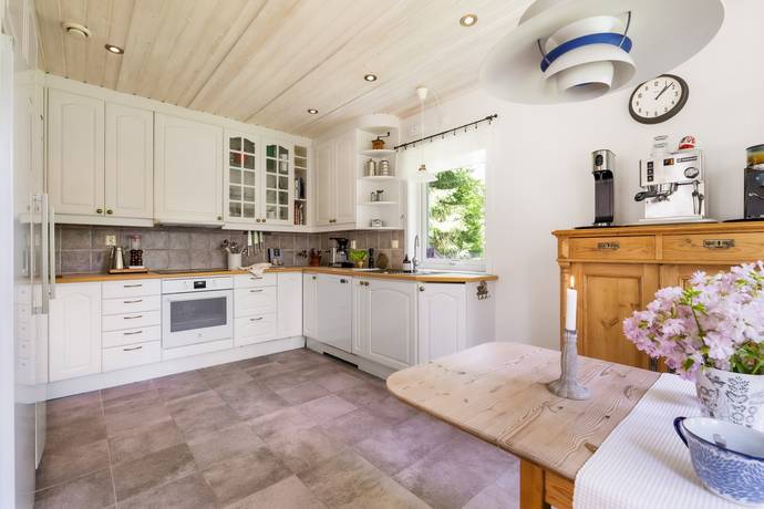villa på Flädervägen 7 Stava, Österåkers kommun - bild 5