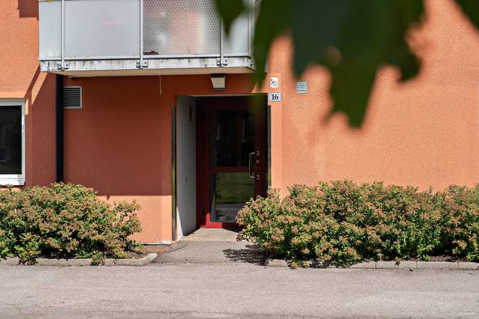2 rum lägenhet på Bokgatan 16 Torpa, Vänersborgs kommun - bild 2