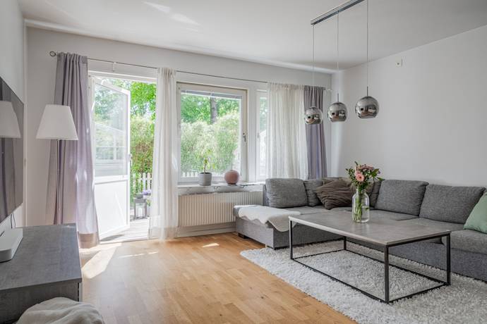 2 rum lägenhet på Rudeboksvägen 76 Gunnesbo, Lunds kommun - bild 2