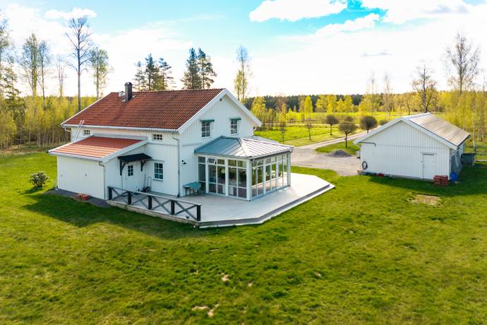 villa på Mogetorp 204 Ervalla, Örebro kommun - bild 2