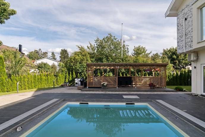 365 m² Villa på Järpvägen 24 Järfälla kommun - bild 7