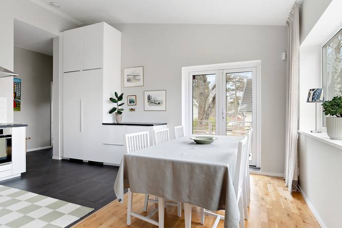 4 rum Villa på Asplundsvägen 26 Bergshamra Norrtälje kommun - bild 12
