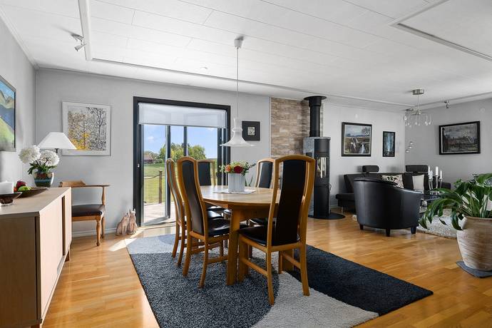 6 rum Villa på Backa 510 Brålanda Vänersborgs kommun - bild 13
