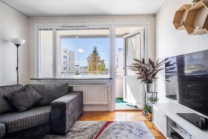 3 rum lägenhet på Storvretsvägen 47 Skogås, Huddinge kommun - bild 3