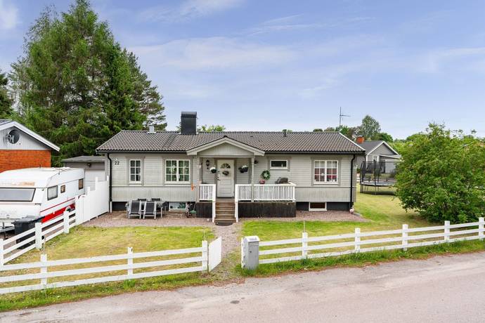 6 rum villa på Forsvägen 22 Skutskär, Älvkarleby kommun - bild 1