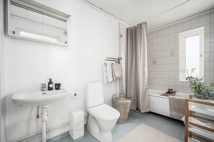 4 rum Parhus på Stora Lundbyvägen 24 Nynäshamns kommun - bild 24