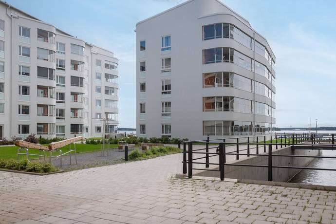 4 rum lägenhet på Småbåtsgatan 10 E Centrum, Luleå kommun - bild 2