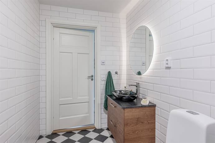 7 rum Villa på Järnvägsgatan 12 Gamleby Västerviks kommun - bild 43
