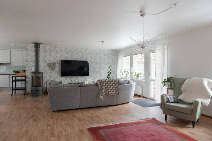 6 rum villa på Soldatvägen 26 Vislanda, Alvesta kommun - bild 3