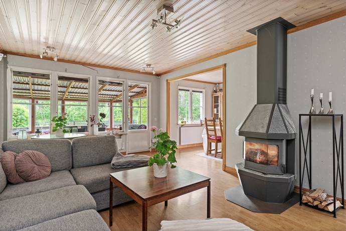 5 rum villa på Knipvägen 109 Margretelund, Österåkers kommun - bild 4