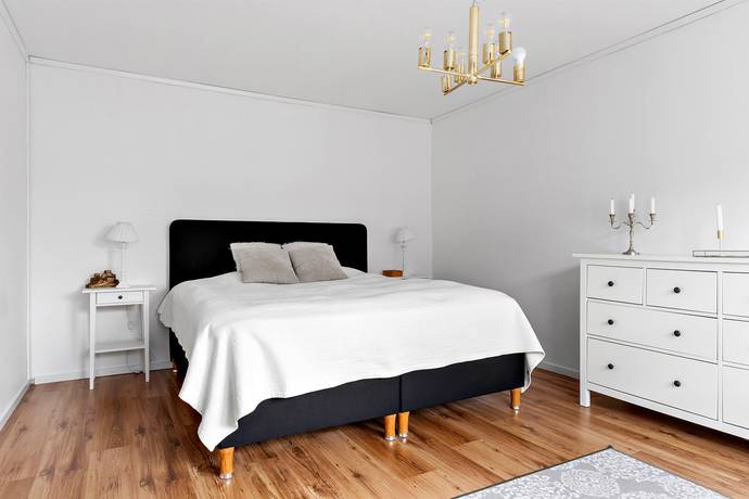 5 rum Radhus på Myrgången 44 Kronogården Trollhättans kommun - bild 11