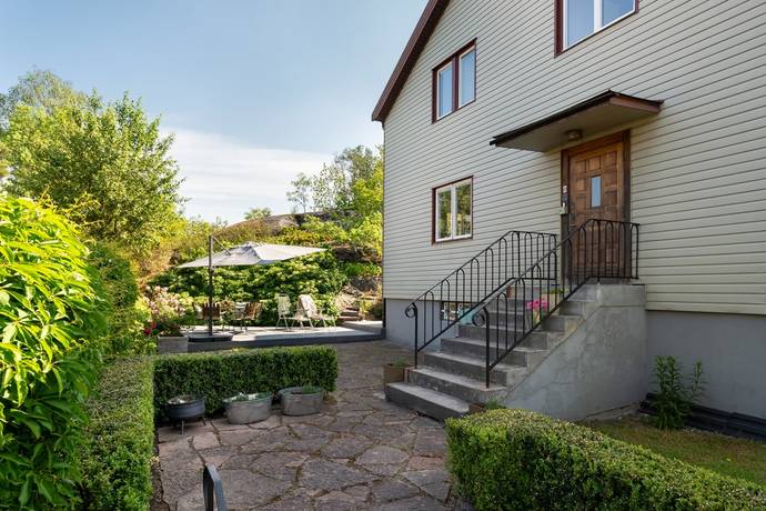 7 rum villa på Odelbergsvägen 45 Enskede Gård, Stockholms kommun - bild 2