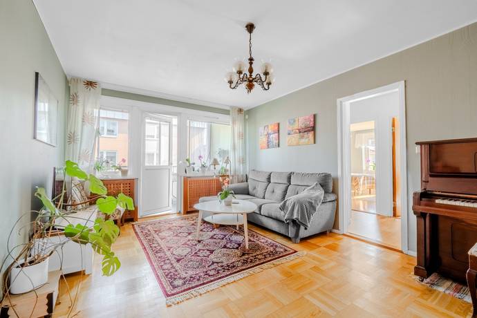 3 rum lägenhet på Hallströmsgatan 13 Östermalm, Västerviks kommun - bild 2