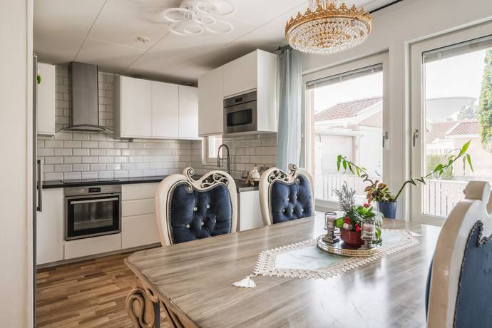 4 rum radhus på Krusbärsvägen 11E Sätra, Gävle kommun - bild 4