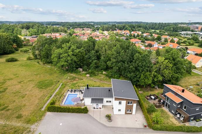 8 rum villa på Nutidsvägen 10 Ullstämma, Linköpings kommun - bild 2