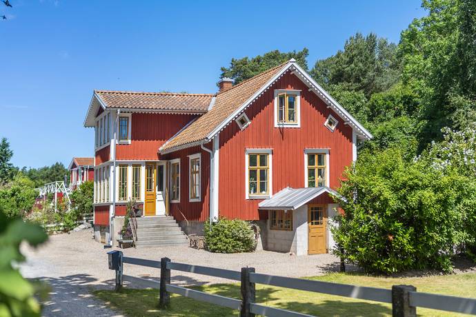 villa på Ronnebyvägen 233-2 Karlshamn, Karlshamns kommun - bild 1