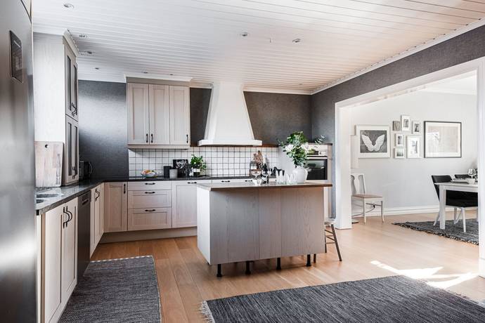 4 rum Parhus på Döbelnsgatan 10 Centrala Skara Skara kommun - bild 6