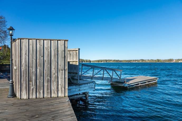9 rum vinterbonat fritidshus på Kolsviks bryggväg 22 Yxlan Kolsvik, Norrtälje kommun - bild 4