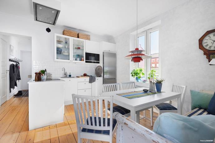 3 rum lägenhet på Västra Prinsgatan 14B Trossö, Karlskrona kommun - bild 3