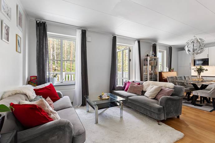 4 rum lägenhet på Alsikegränd 23, 1tr Skälby, Upplands Väsby kommun - bild 2
