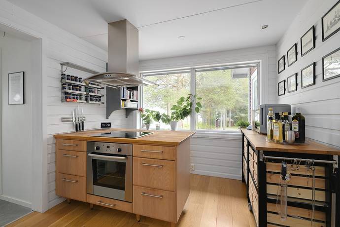 4 rum villa på Söderqvists väg 25 Obbola, Umeå kommun - bild 1