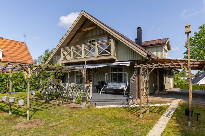 7 rum villa på Sadelvägen 5A Tureberg, Sollentuna kommun - bild 4