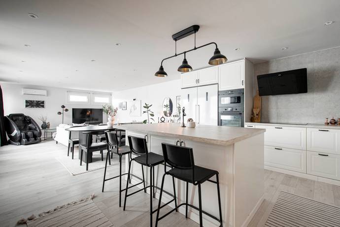 3 rum villa på Plåtverksgatan 173 Bäckby, Västerås kommun - bild 2