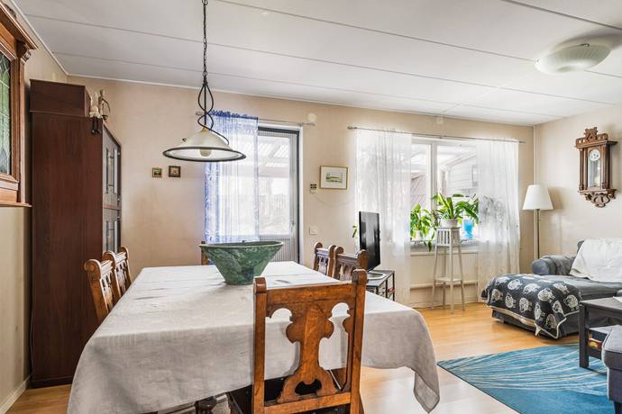 5 rum Radhus på Bäckvägen 18B Dammen Strängnäs kommun - bild 6