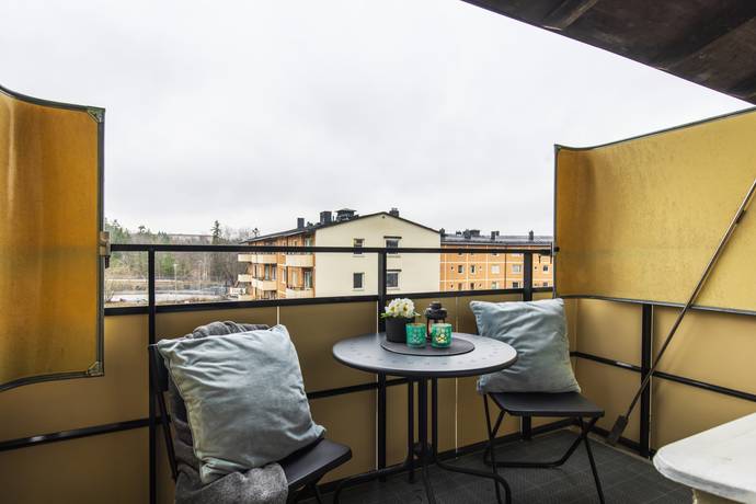 3 rum lägenhet på Harpsundsvägen 133 Bandhagen / Högdalen, Stockholms kommun - bild 2