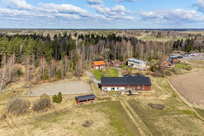 9 rum Gård utan jordbruk på Tillinge-Tibble 22 Enköping Enköpings kommun - bild 47