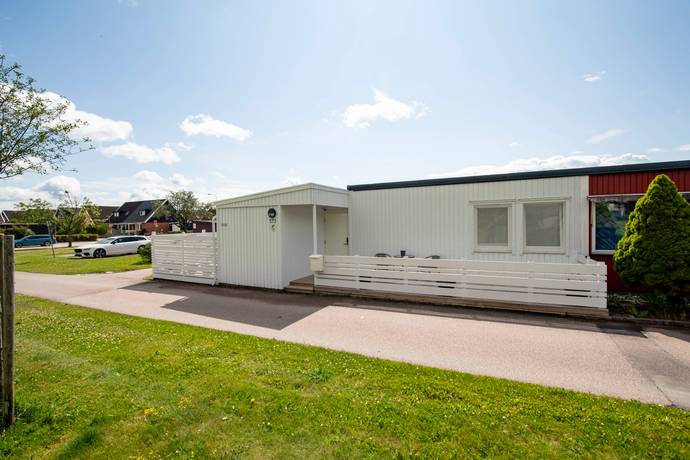 3 rum villa på Plåtverksgatan 173 Bäckby, Västerås kommun - bild 1