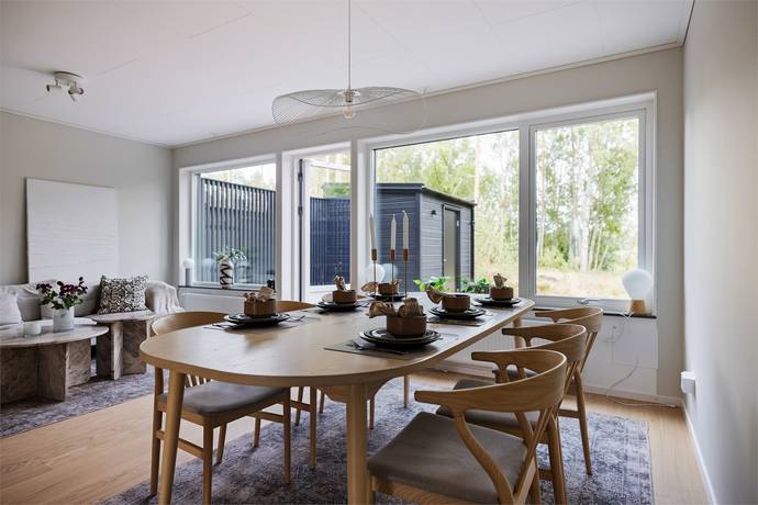 5 rum radhus på Kuskens väg 15 Bro - Mälarstad, Upplands-Bro kommun - bild 1