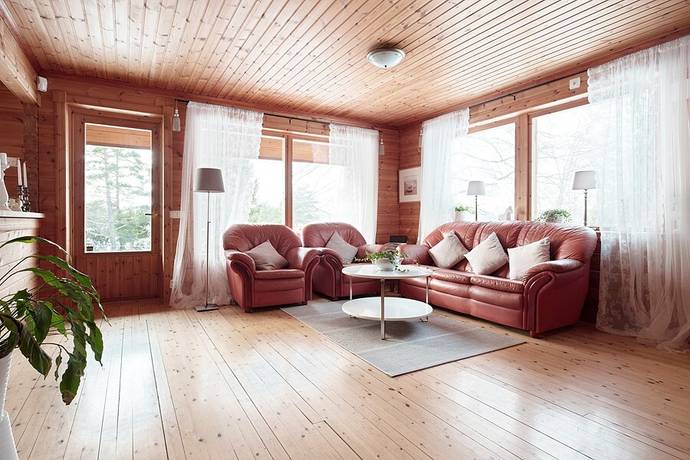 Plogvägen 10b i svartsjö, svartsjö villa till salu hemnet