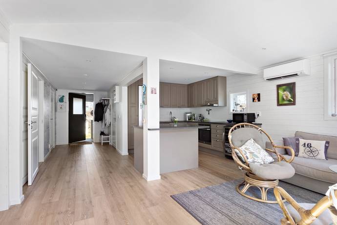 77 m² Vinterbonat fritidshus på Trapetsvägen 7533 Hällevik Sölvesborgs kommun - bild 9