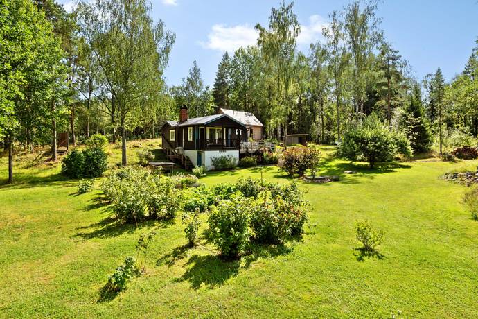 2 rum fritidshus på Tisslingeslingan 11 Roslagsbro, Norrtälje kommun - bild 2